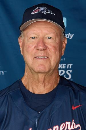 assistant coach - Darryl Milne